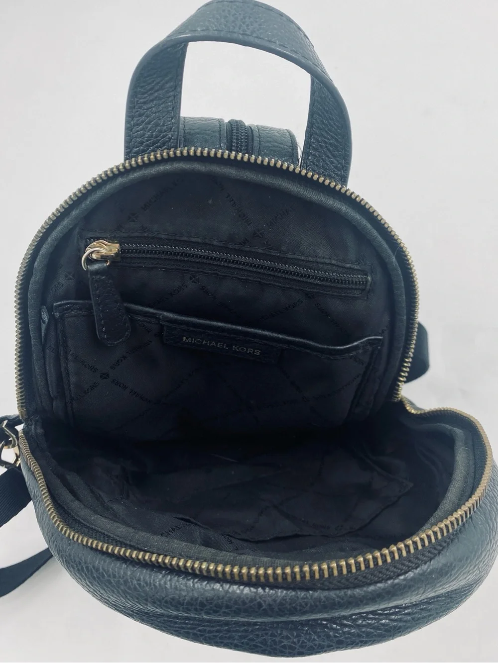 Michael Kors good 10
