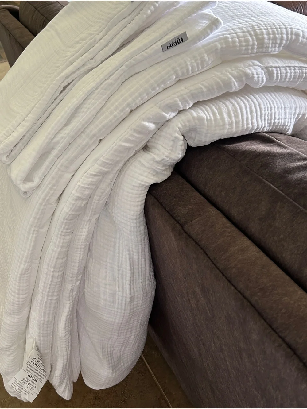 N/A white comforter