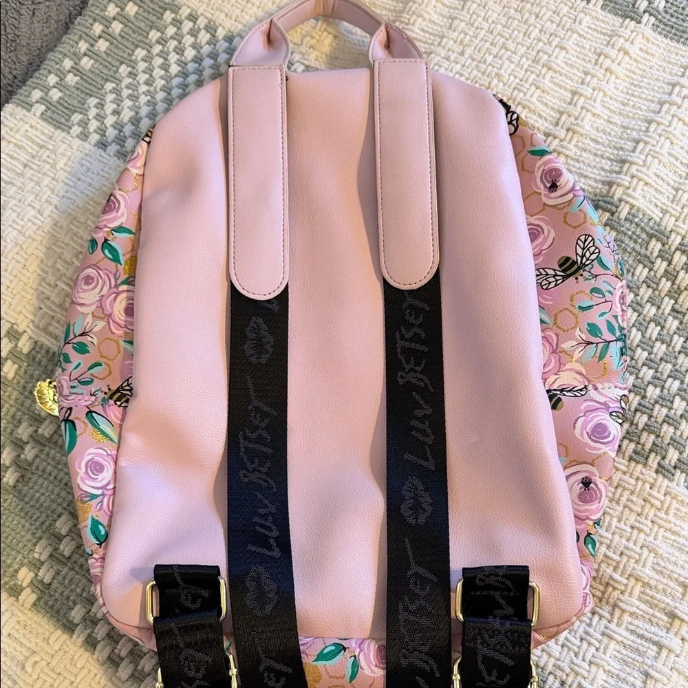 Betsey Johnson luv betsey