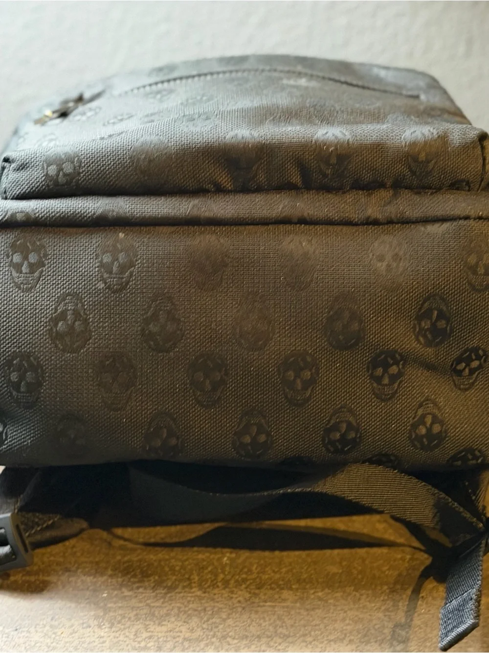 Alexander McQueen authentic alexander