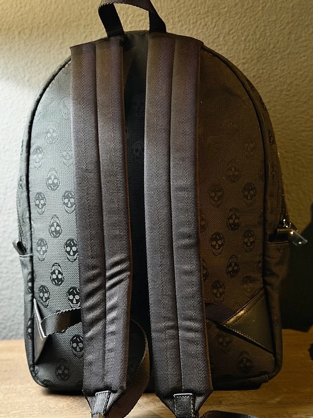 Alexander McQueen authentic alexander