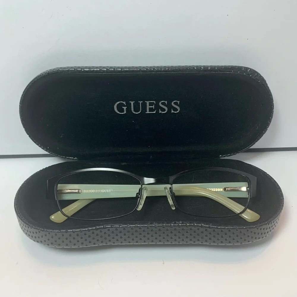 Guess full rim
