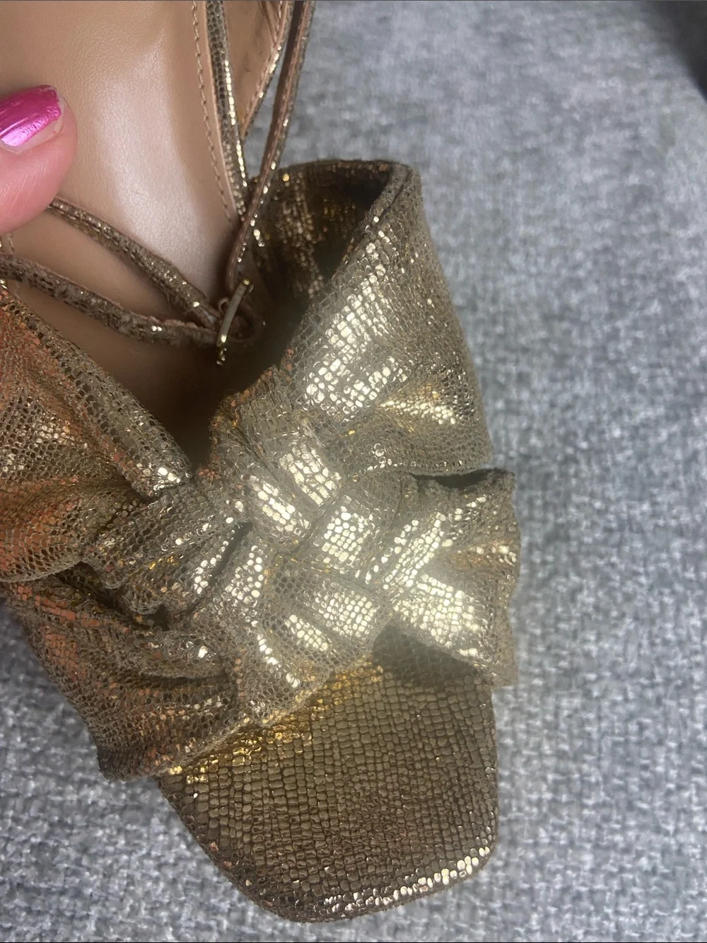 Sam Edelman Gold Knotted Platform Slingback Heels size 9 M