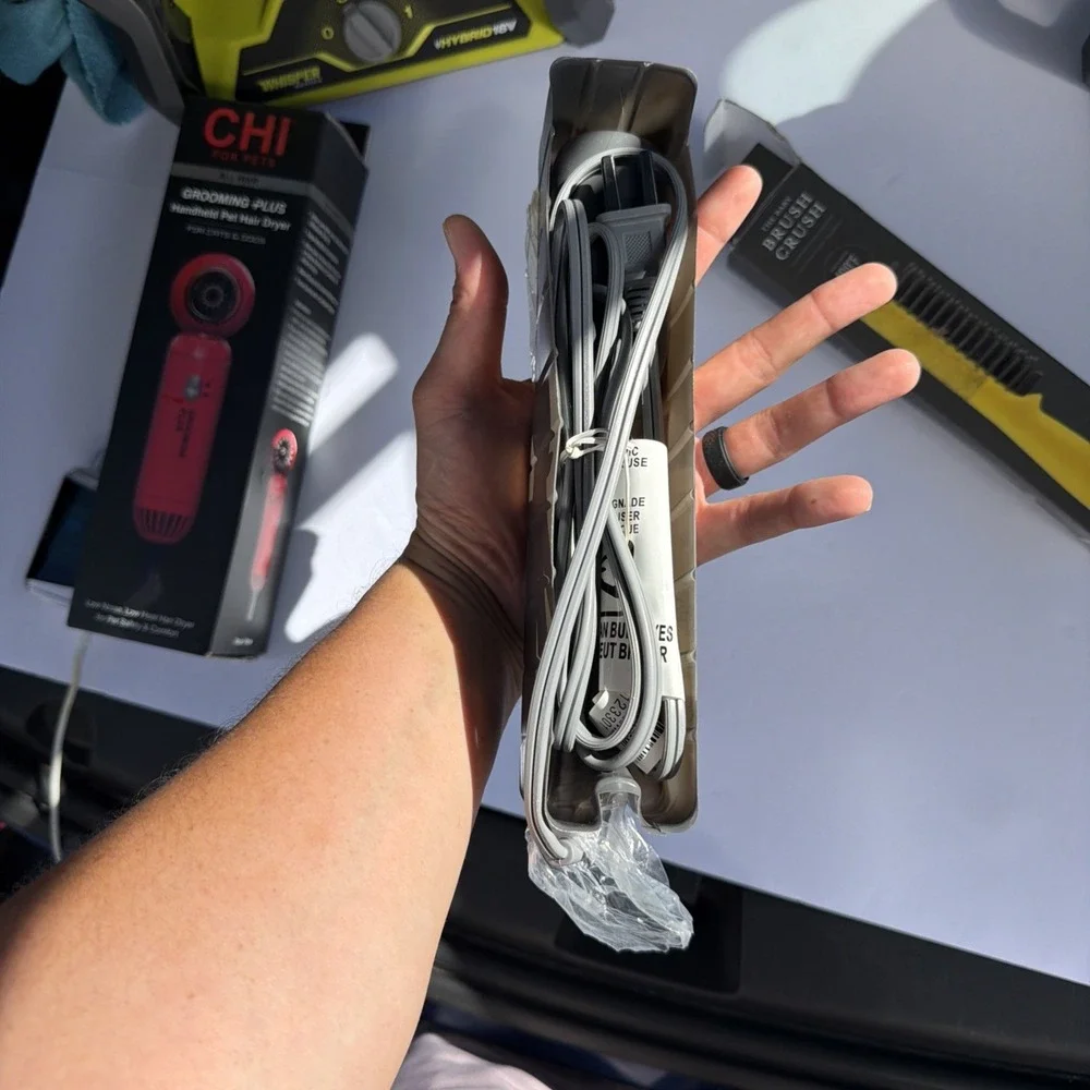 Drybar baby brush