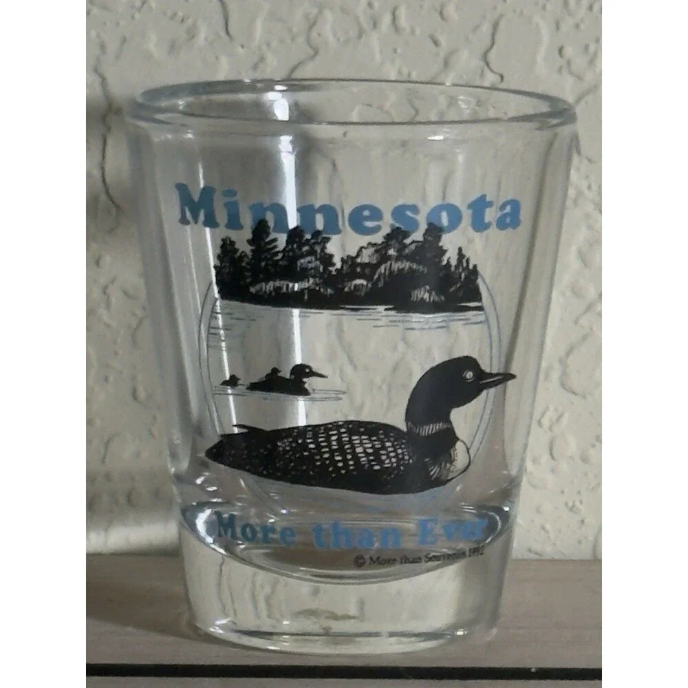 Vtg Souvenir Minnesota State Shot Glass