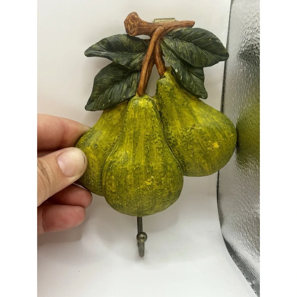 Vintage AEP Bellmawr NJ resin Green Pear, Fruit Themed kitchen wall hook Retro
