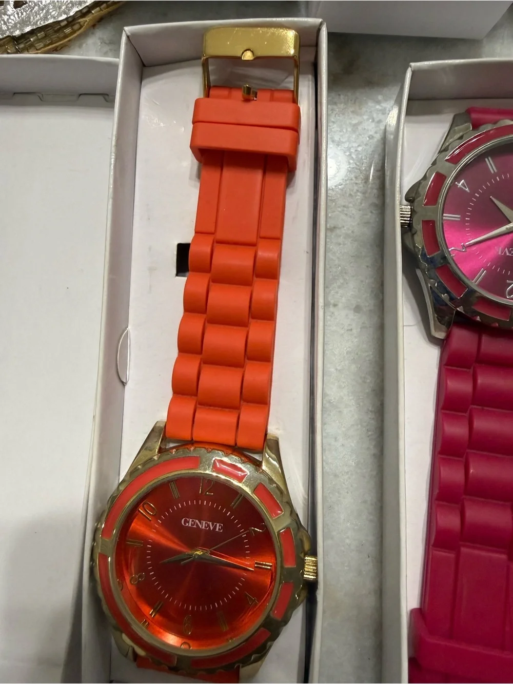 Geneve vibrant green