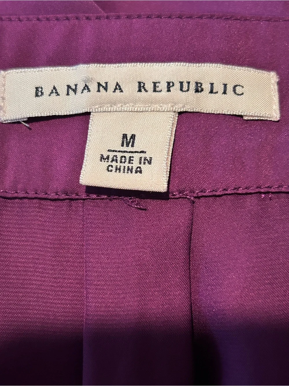 Banana Republic Satin V-Neck Blouse — Purple Size M