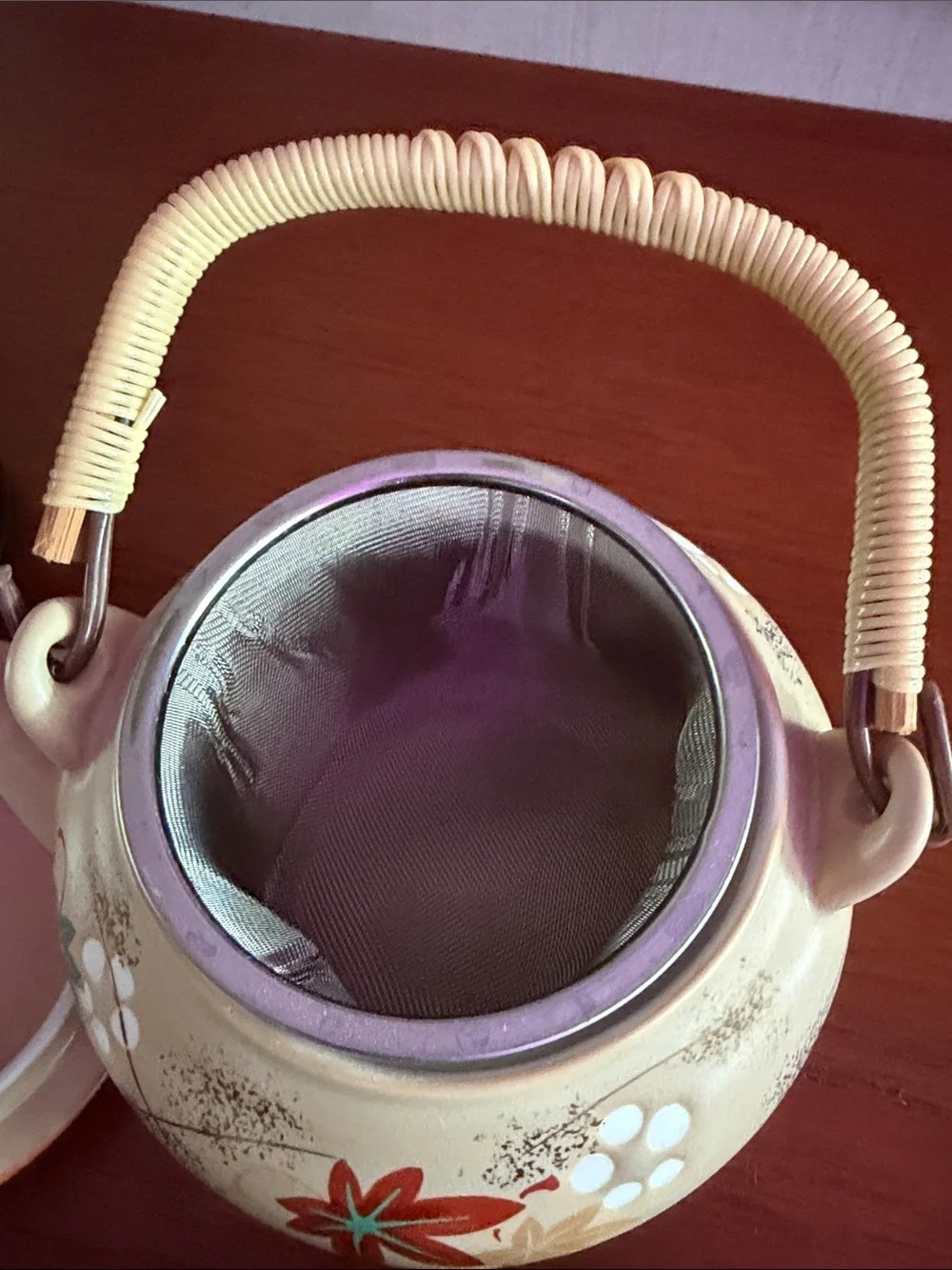 N/A cream ceramic