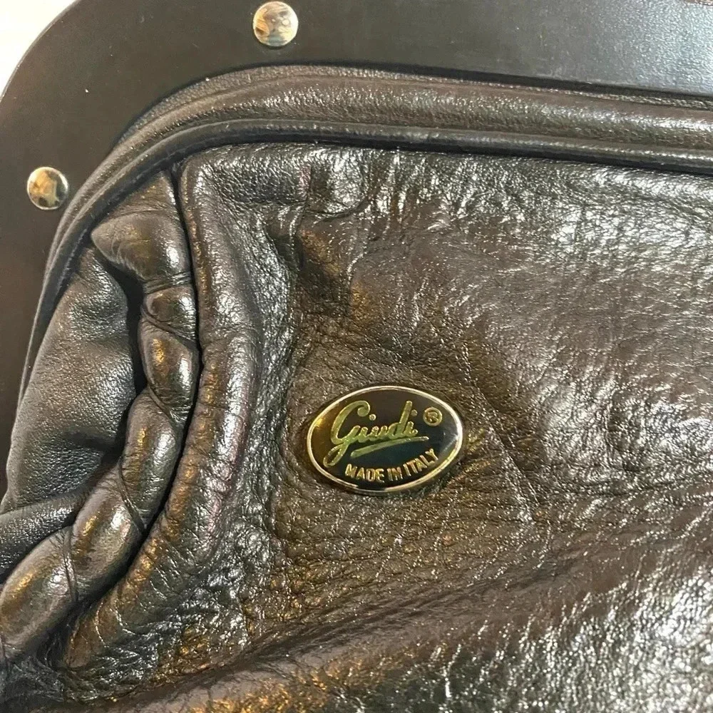 Giudi vintage black leather handle bag