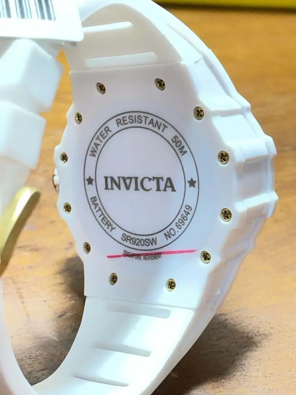 Invicta clean bold