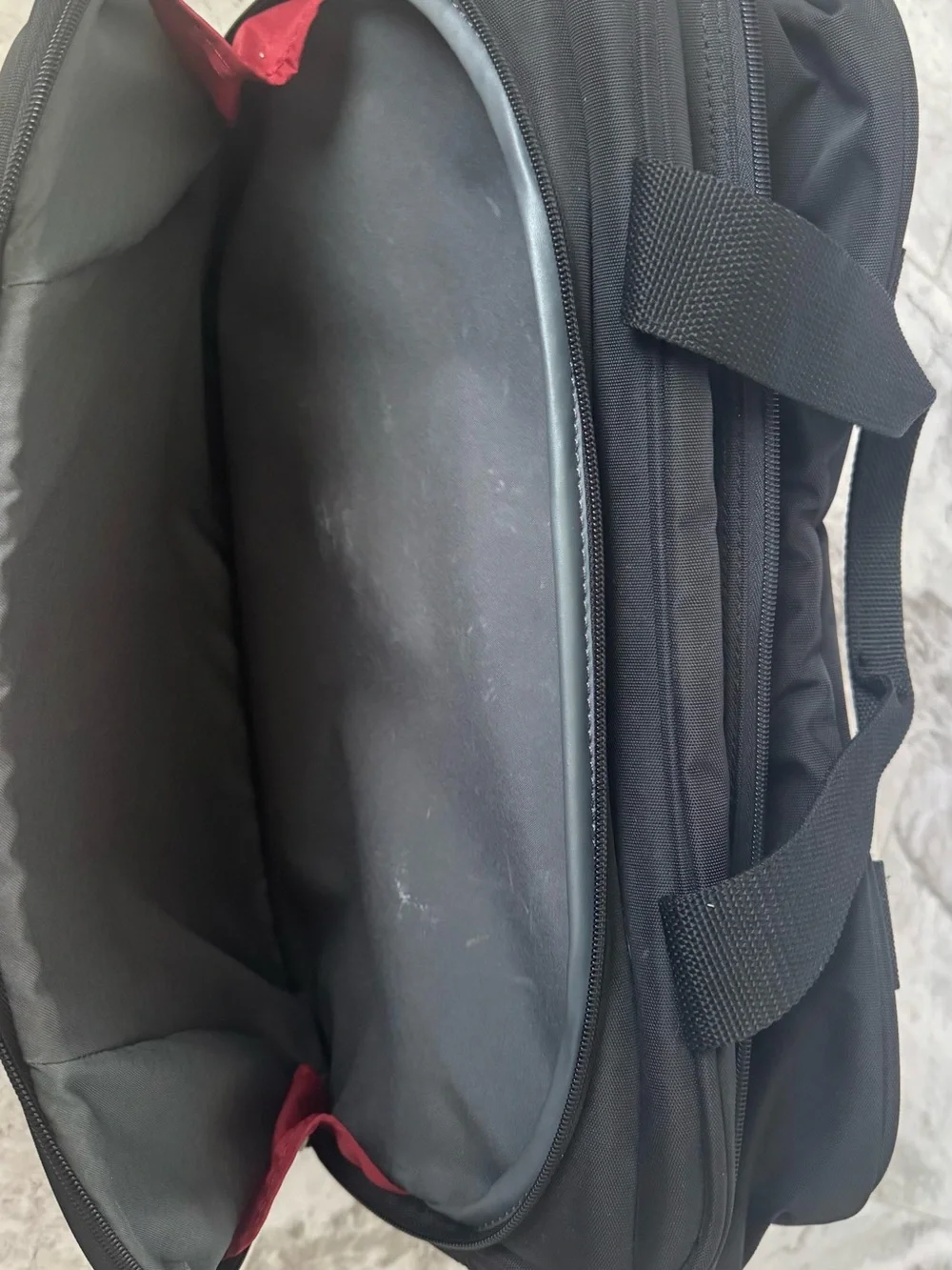 N/A black travel