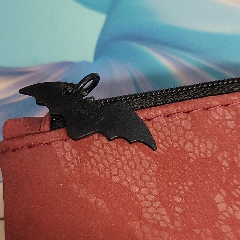 Felts Fun Finds stylish pouch