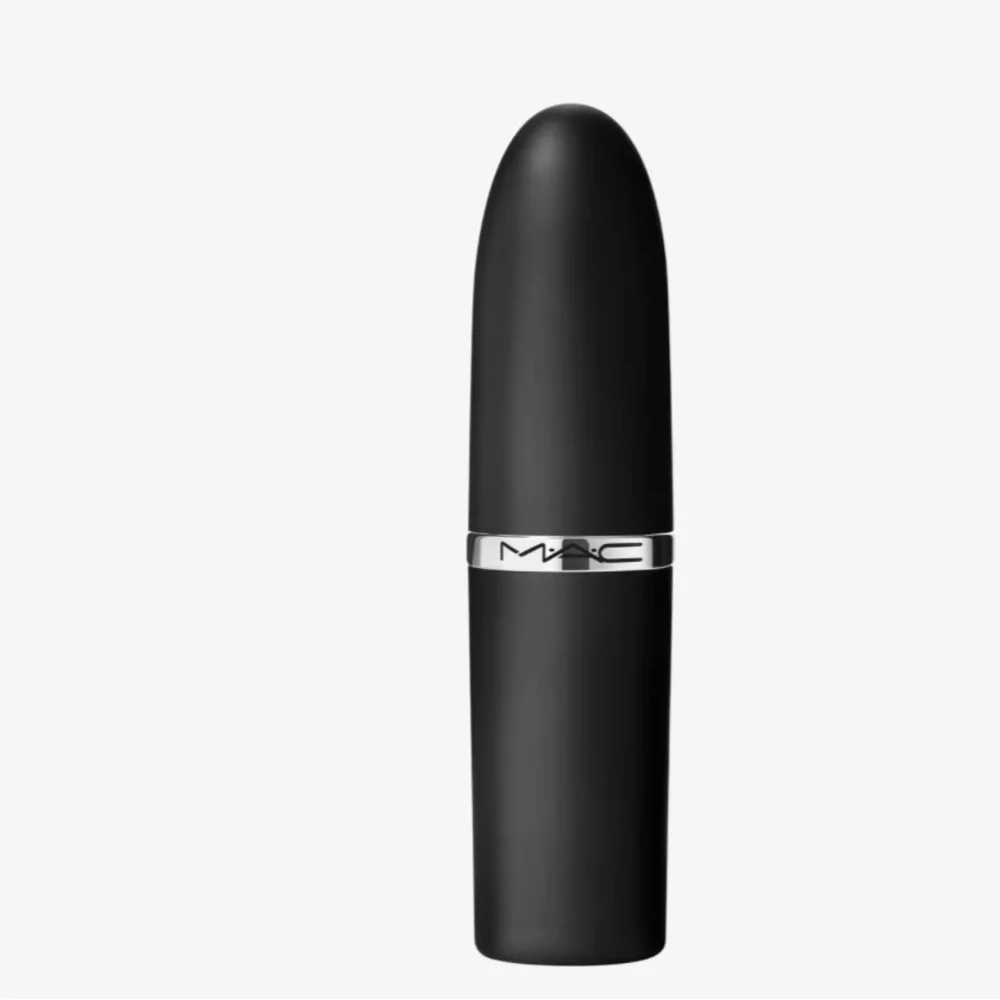 MAC Cosmetics maxed nourishes
