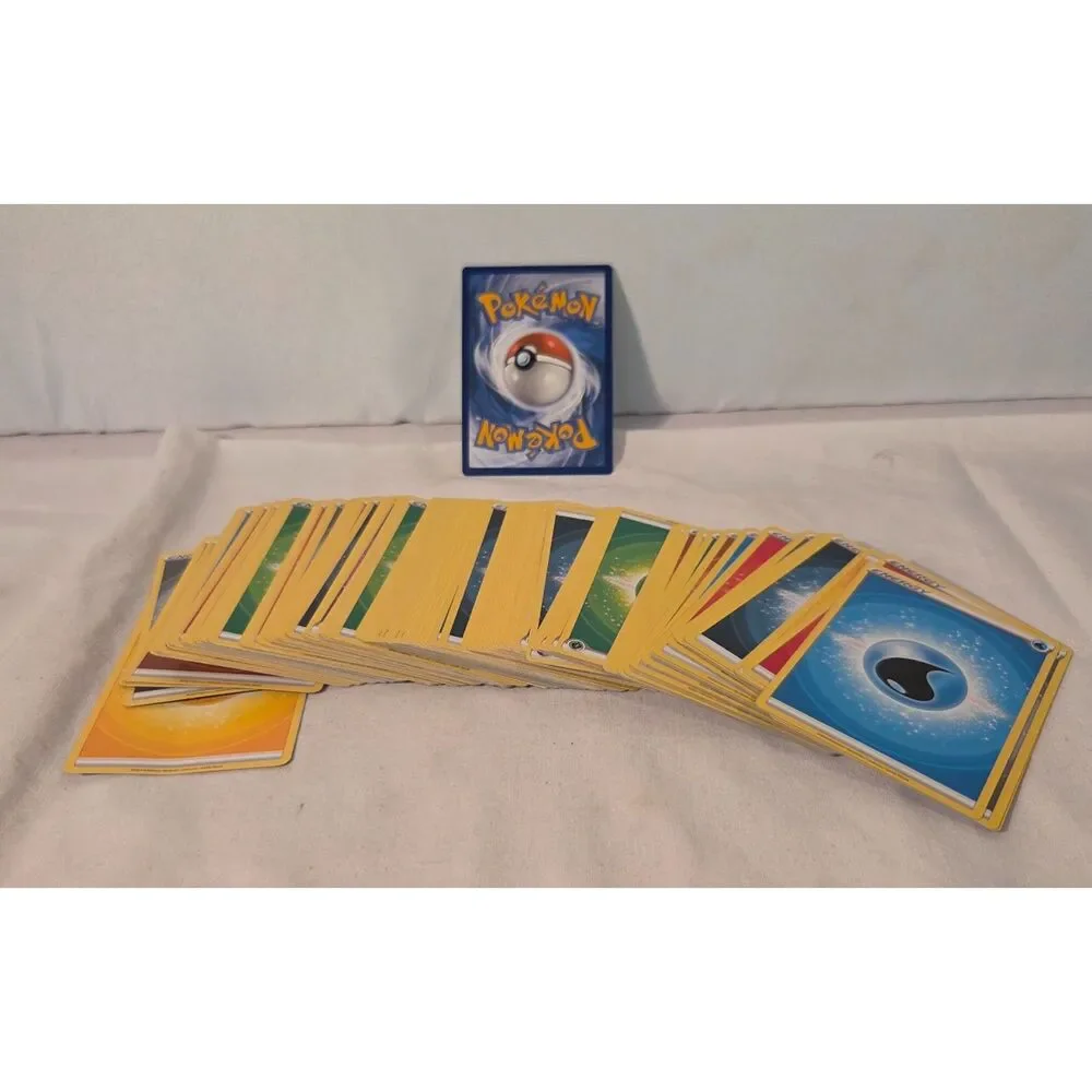 Pokemon large lot