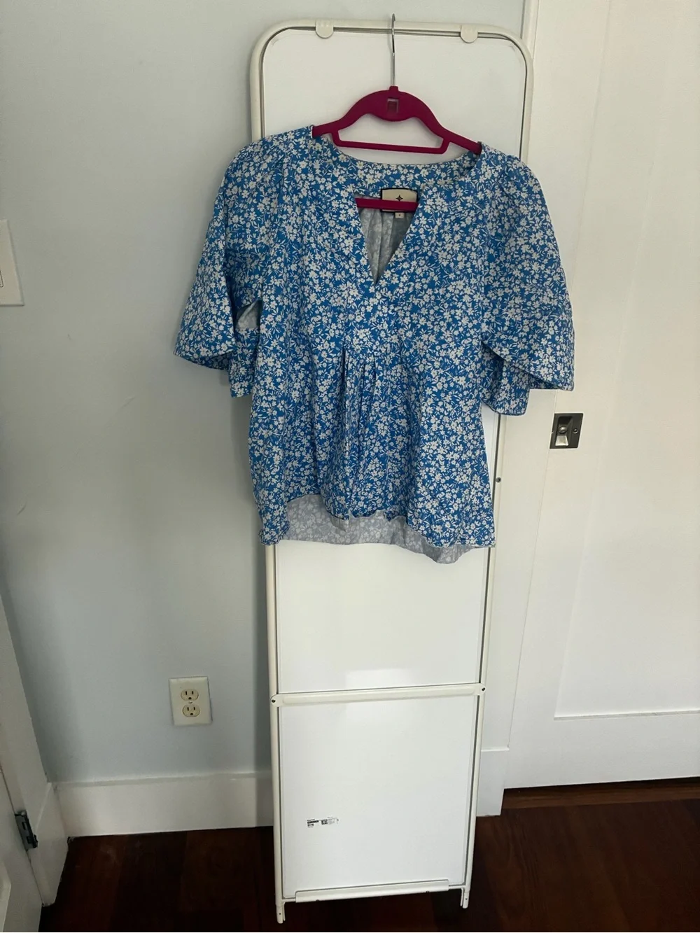 Tuckernuck print floral silhouette