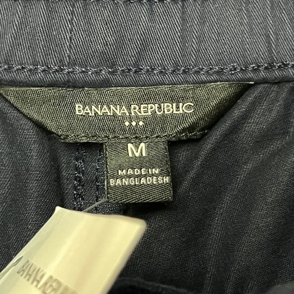 Banana Republic modern minimalist