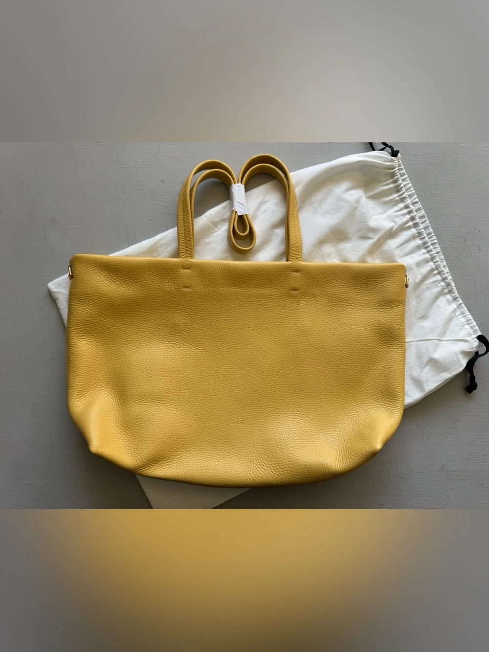 Cuyana brand new