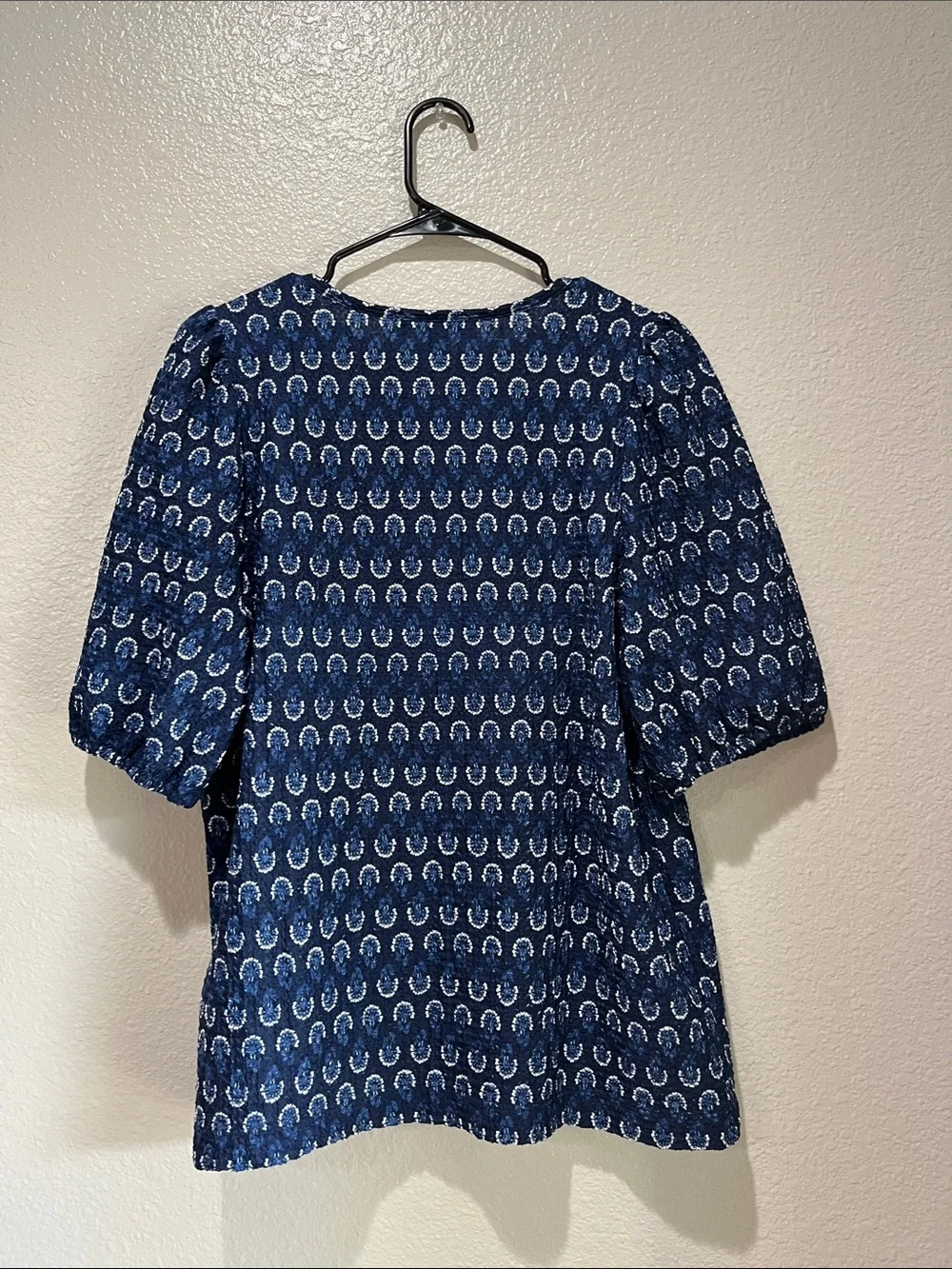 LOFT Navy Blue Retro Printed Peasant Top Sz L Boho Vacay Cottage Core Flowy