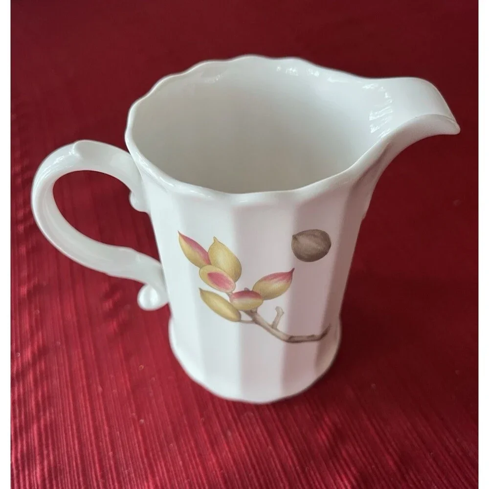 Mikasa use creamer