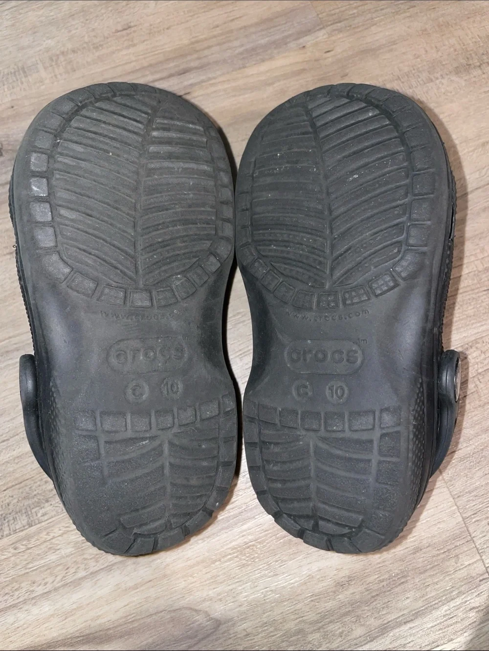 CROCS Kids Black Classic Clog with Heel Strap SIZE c10