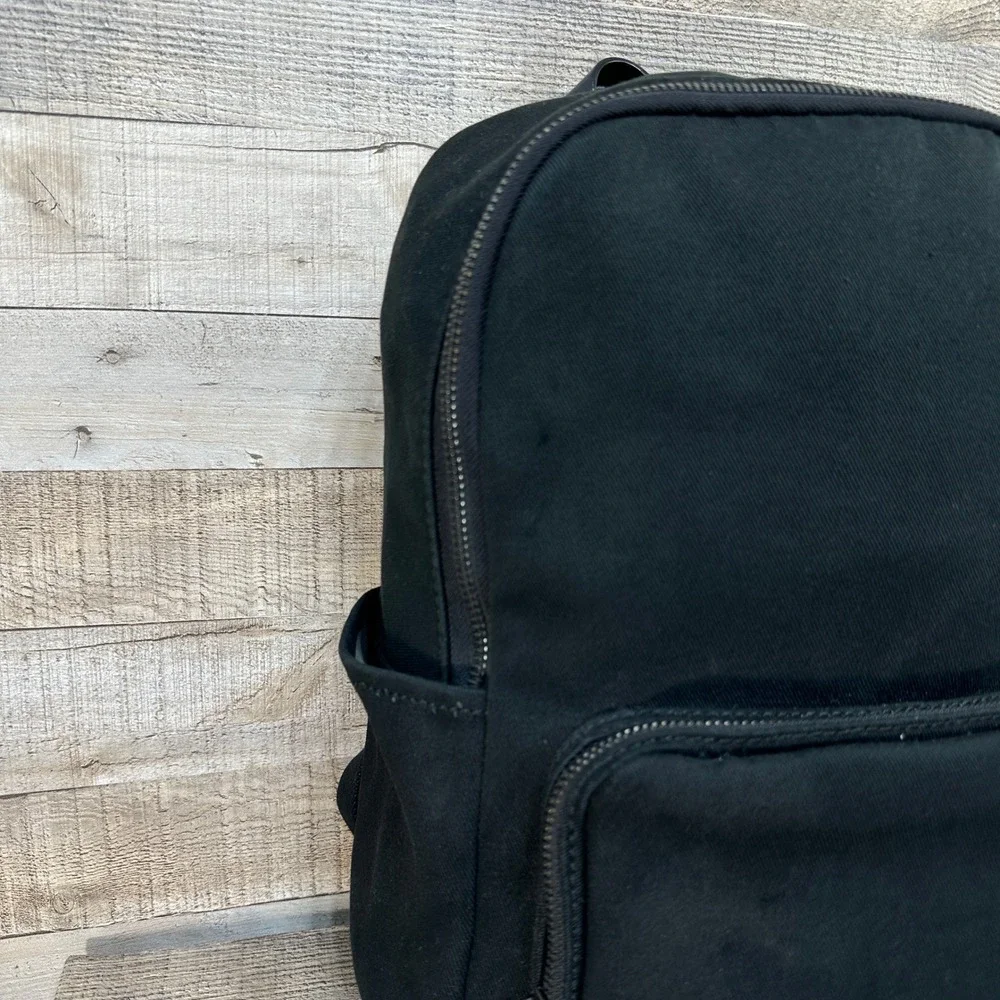 Everlane read before