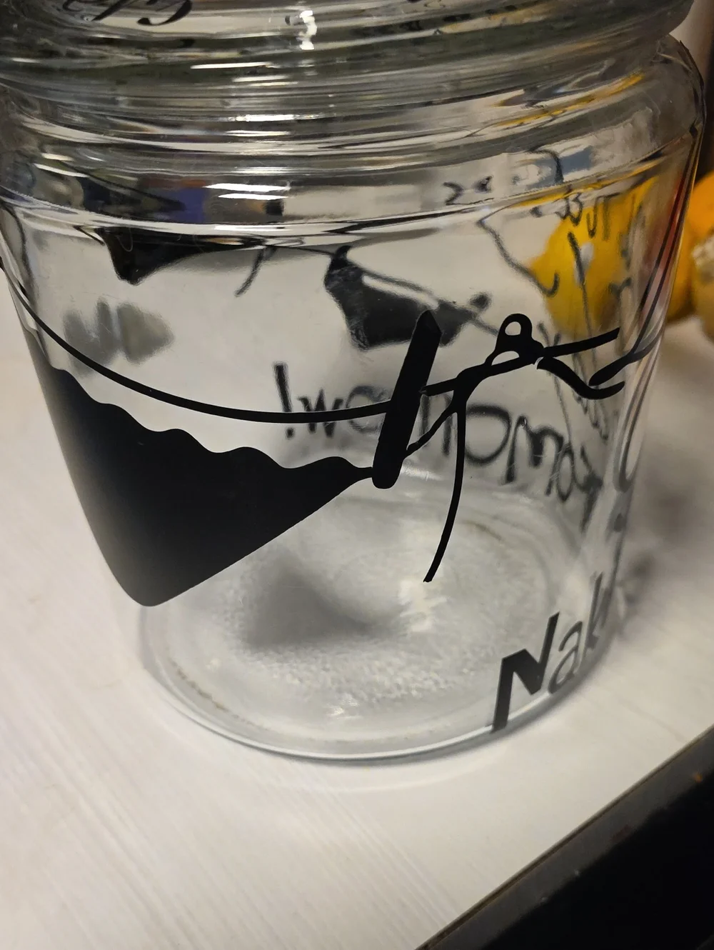 N/A clear glass