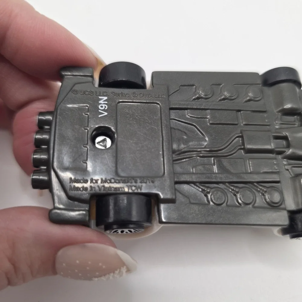 McDonald's Happy Meal‎ Toy Car White Sports Coupe 2019 Vietnam Collectible