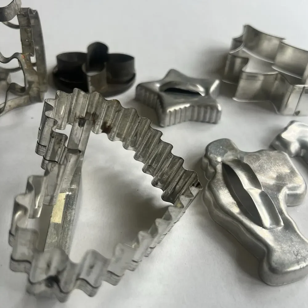Cutters various linzer