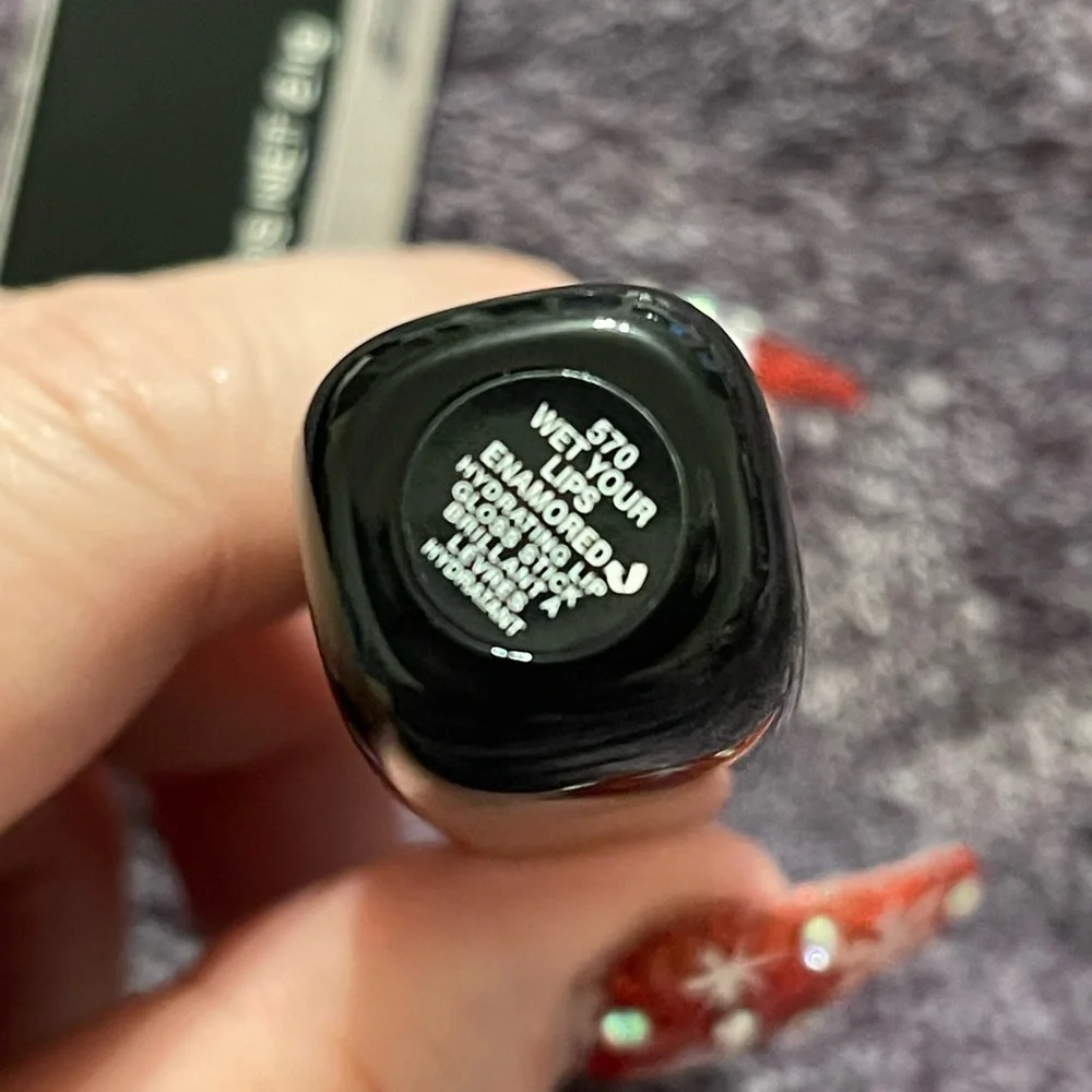 Marc Jacobs wet your