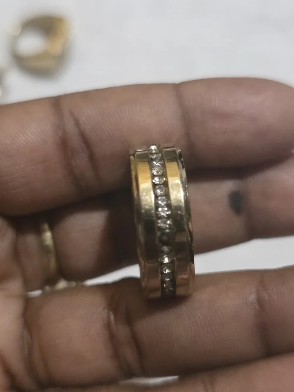 N/A elegant gold