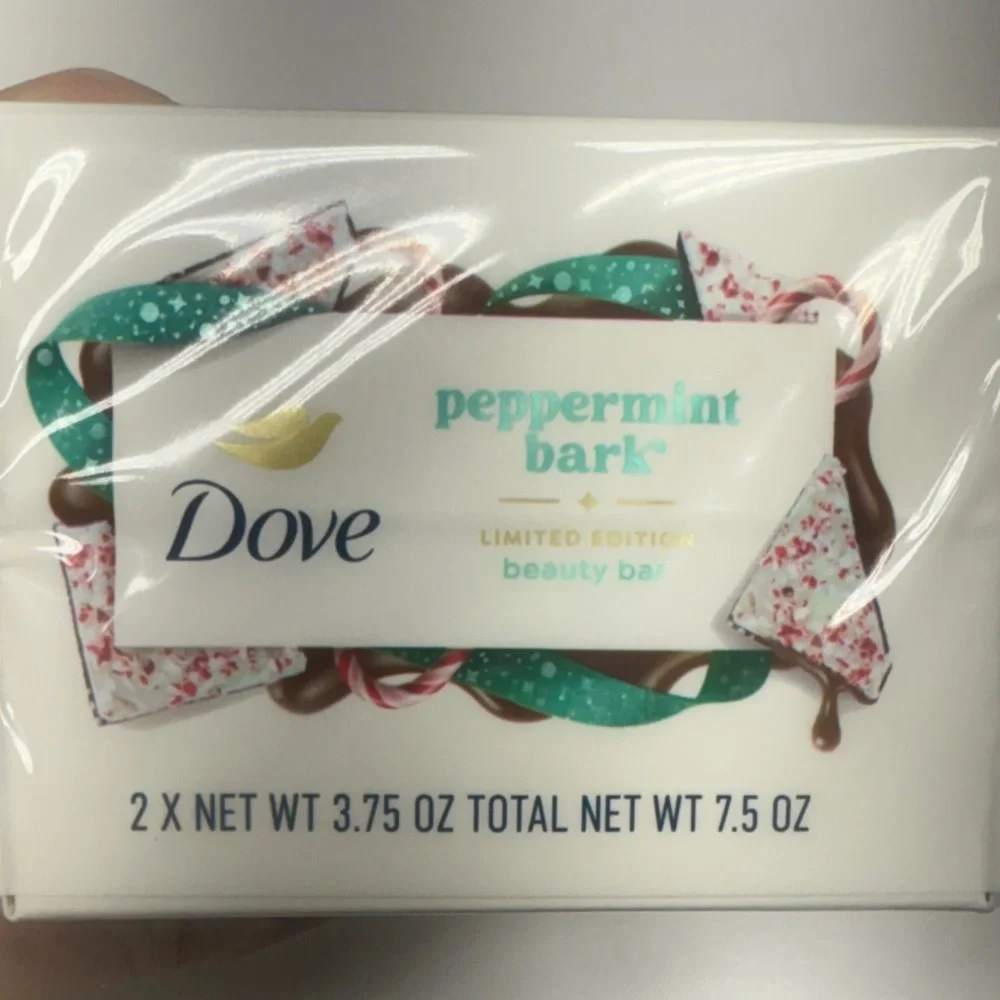Dove Limited Edition Peppermint Bark Beauty Bar Set of 2