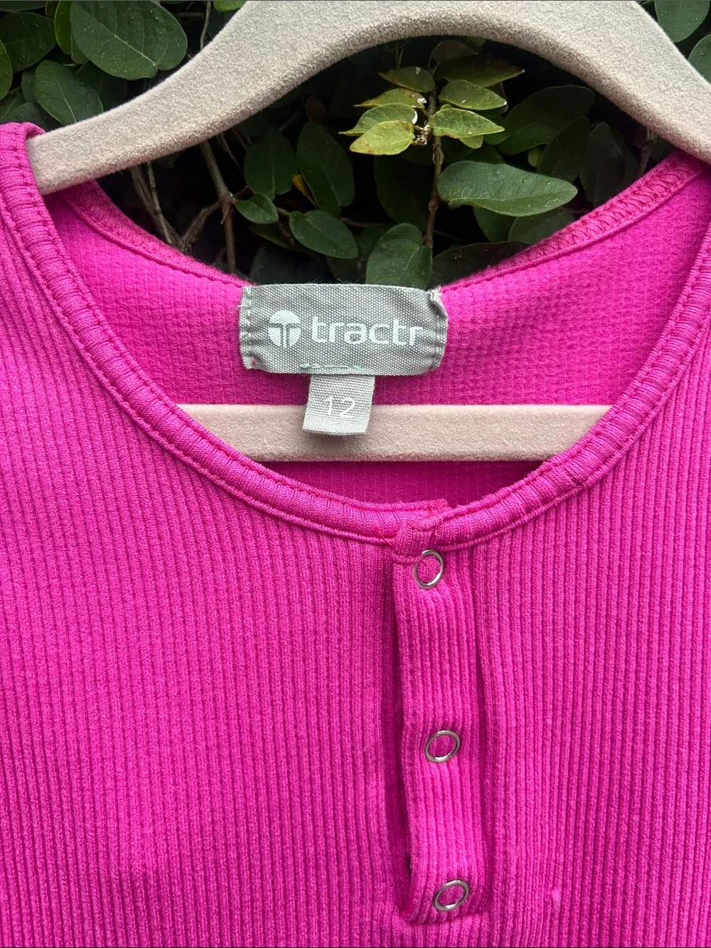Tractr sleeveless tank