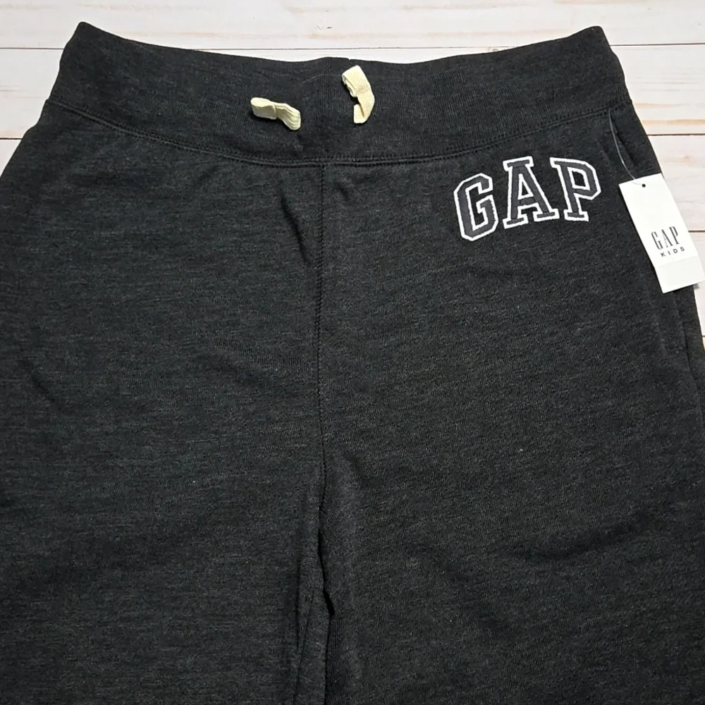 GAP new gray