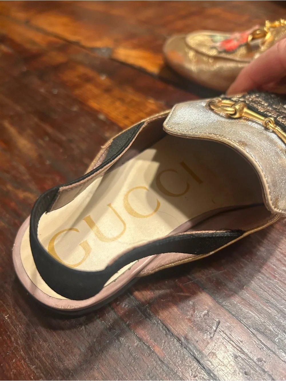 Gucci elegant women