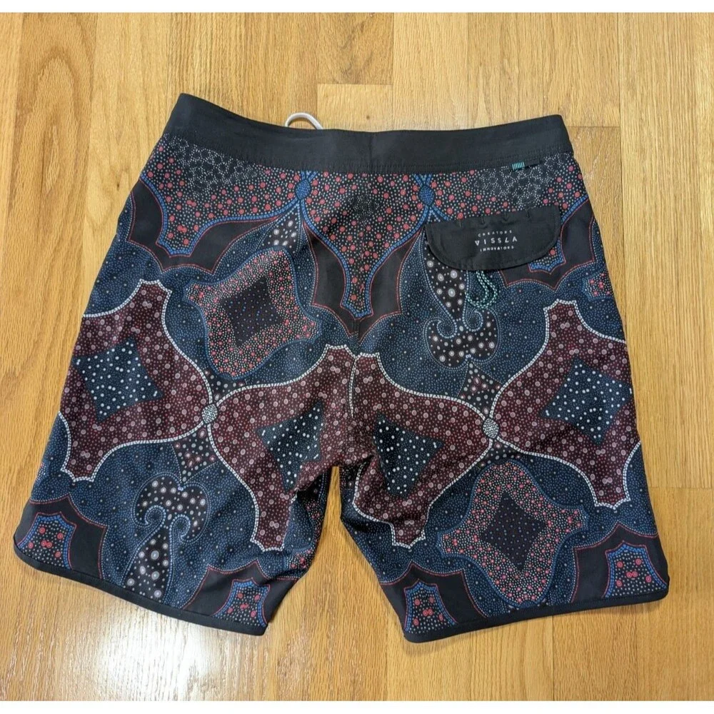 VISSLA Men's Navy Blue and Black Patterned Swim Trunks