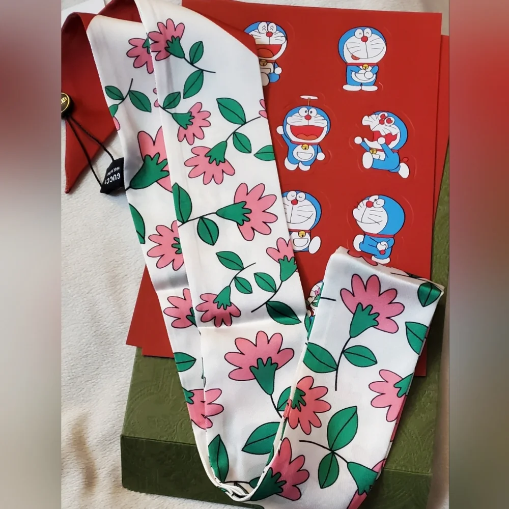 nonbranded silk scarf