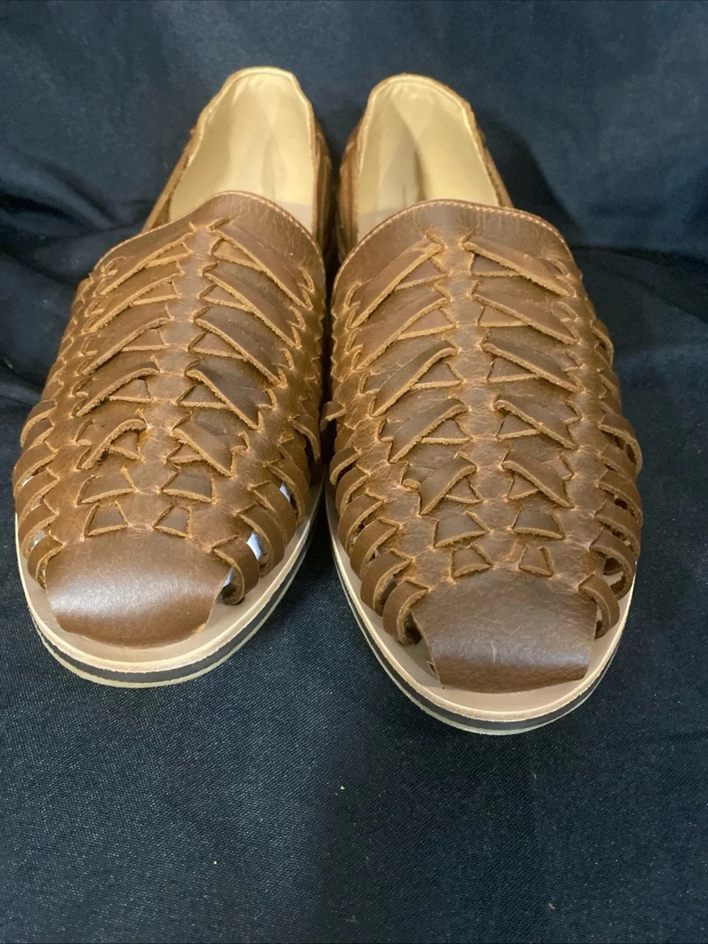 Nisolo canvas dust