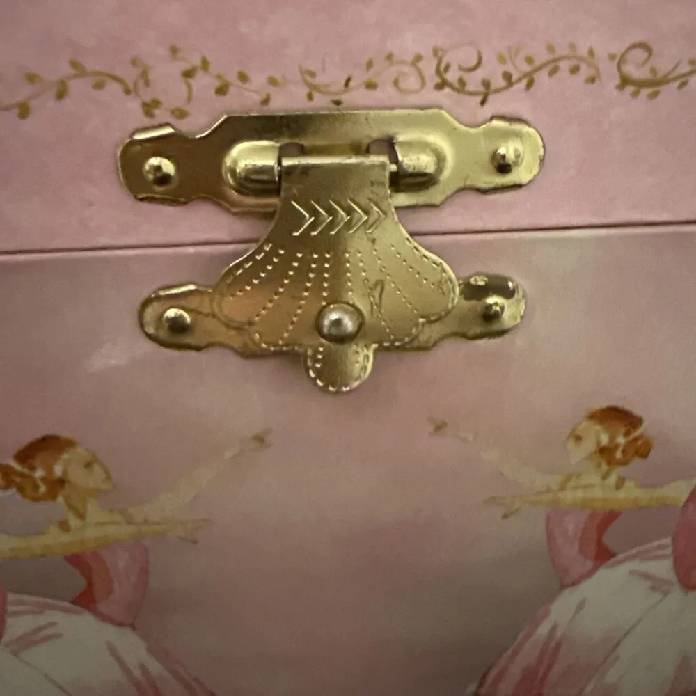Enchantmints ballerina musical