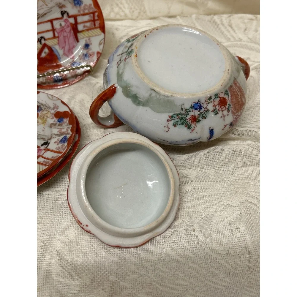 Three Geishas charming vintage