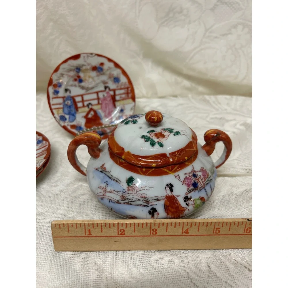 Three Geishas charming vintage
