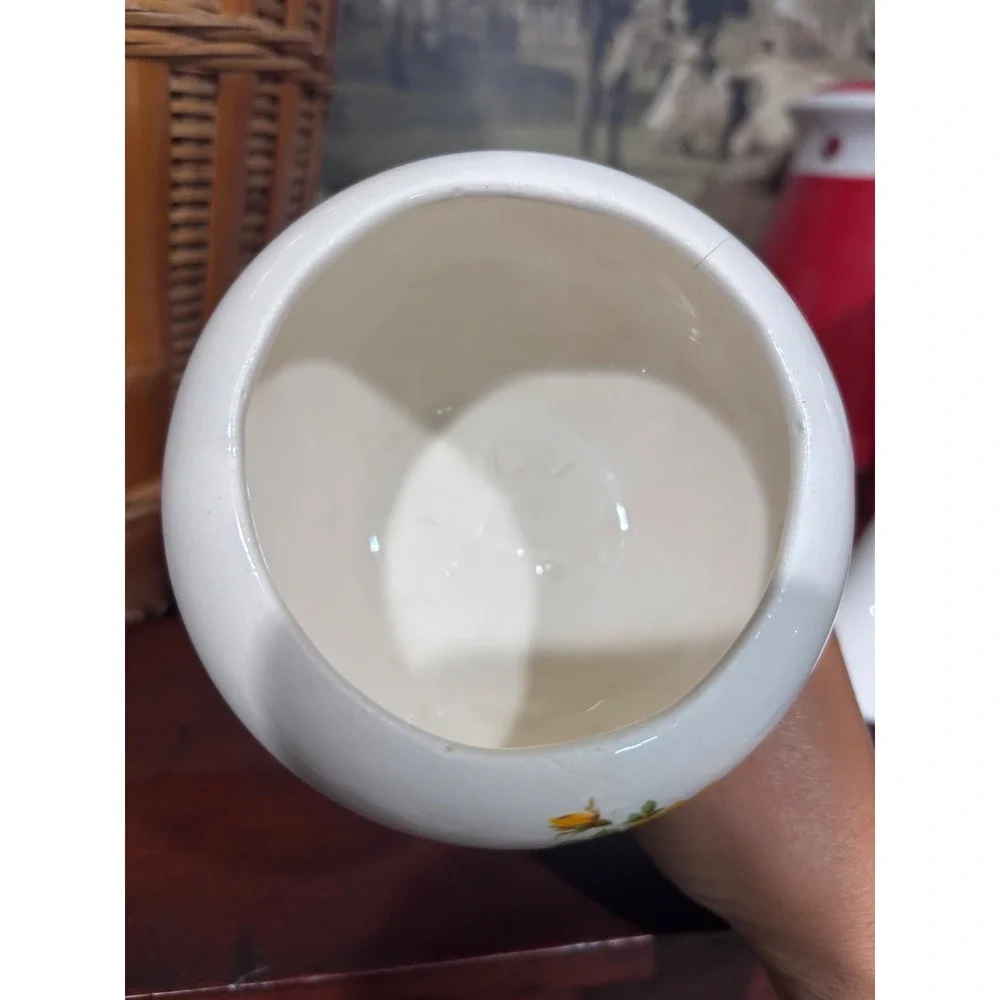 N/A vintage ceramic