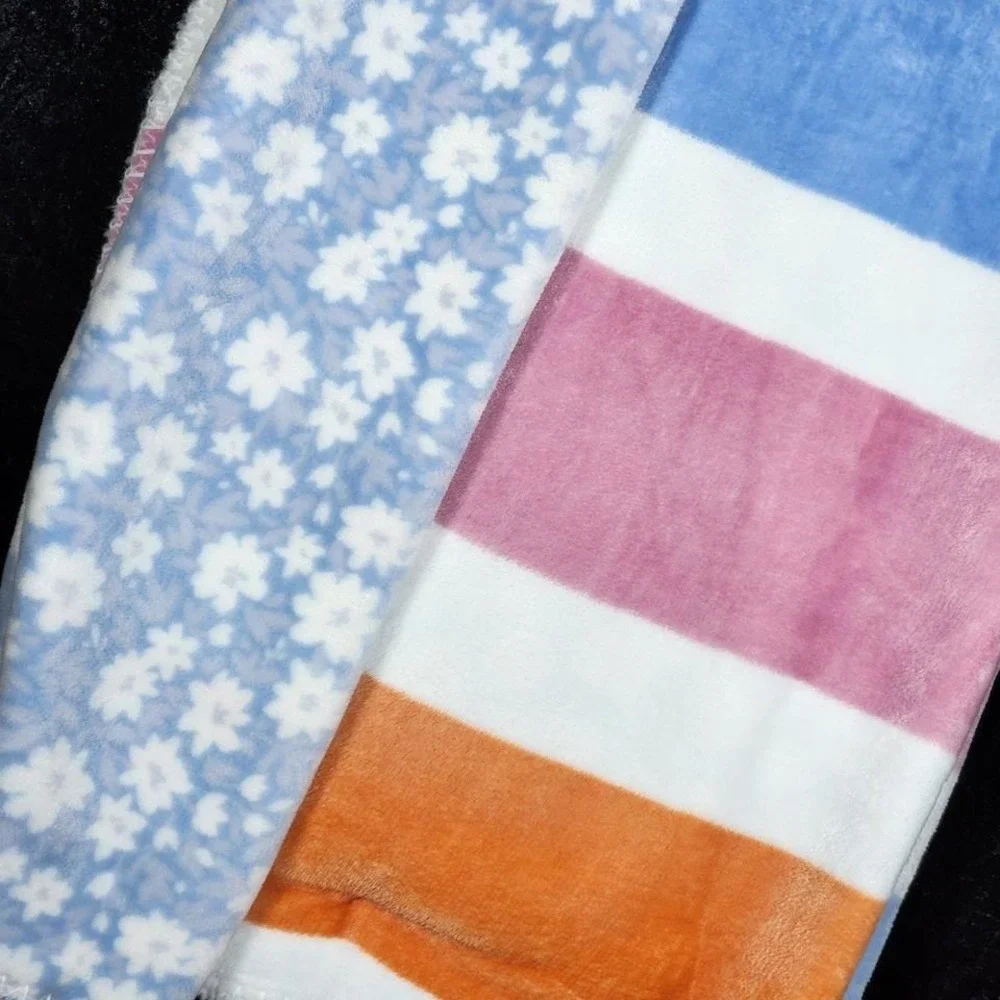Hunter Reversible Plush Throw Blanket Blue Floral Multi Color Stripe 50x70 NEW
