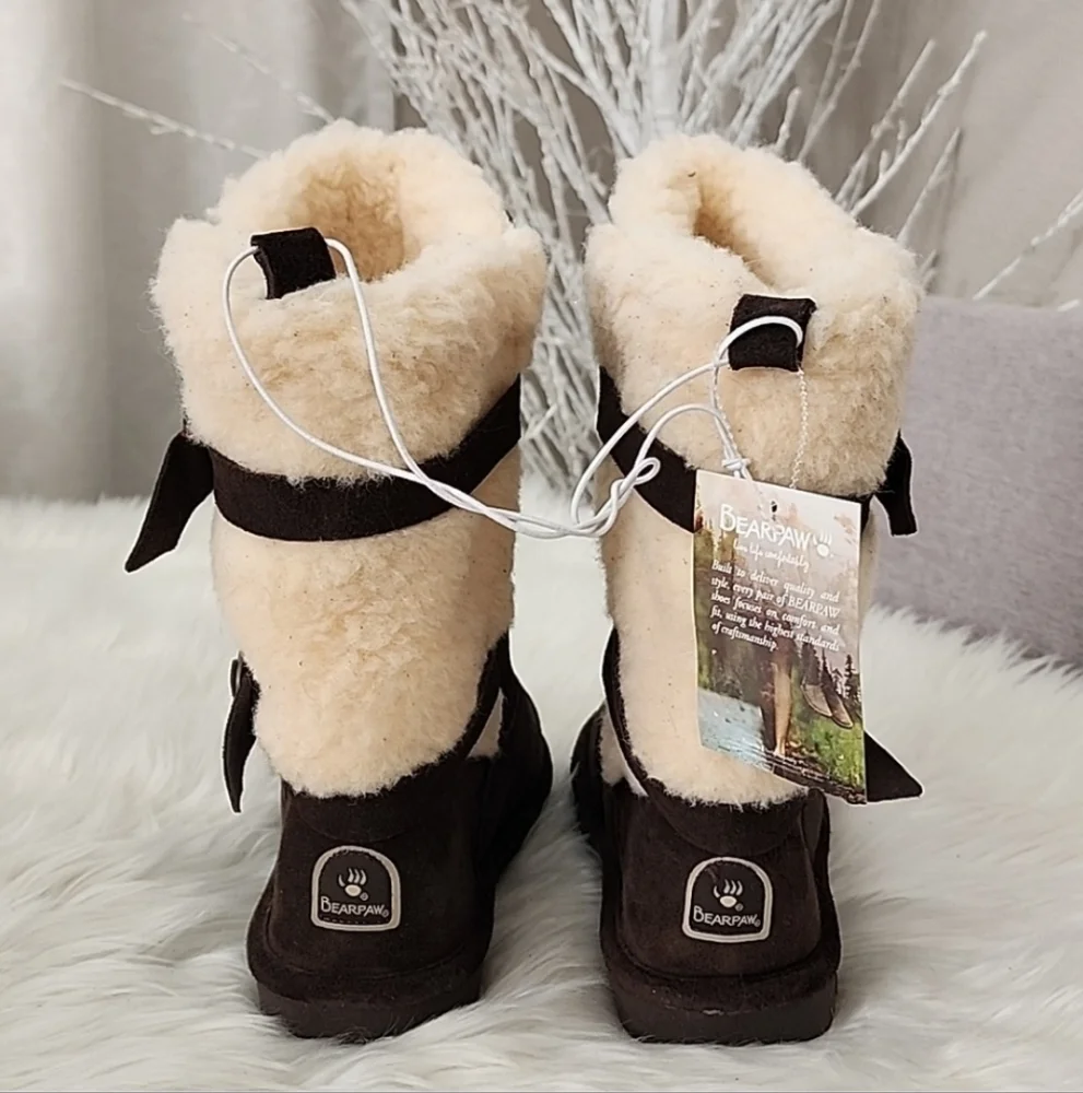 BearPaw lace casual