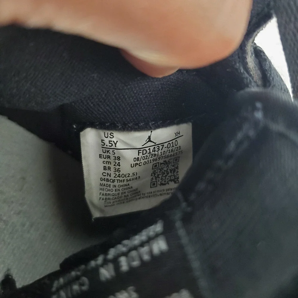 Nike without box