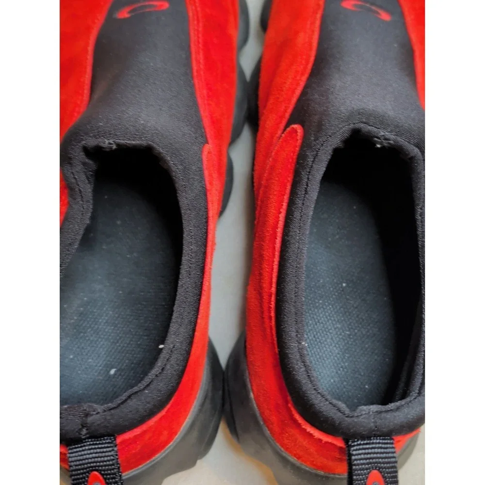 Oakley Flesh Red Suede Slip On Shoes Y2K Gorpcore Men's 9.5‎ Rare
