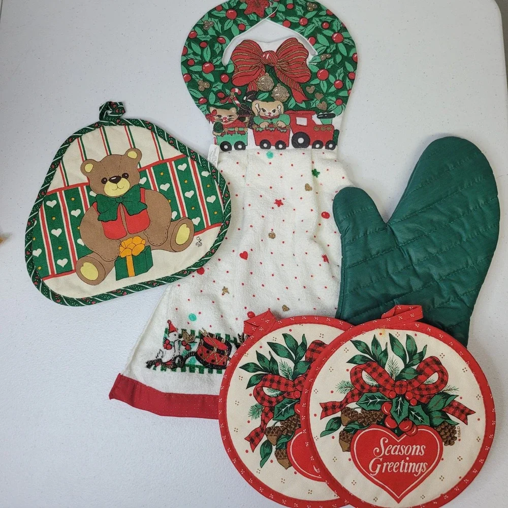Christmas Kitchen‎ Set Towel Pot Holders Oven Mitt Potholder Teddy Bear Santa