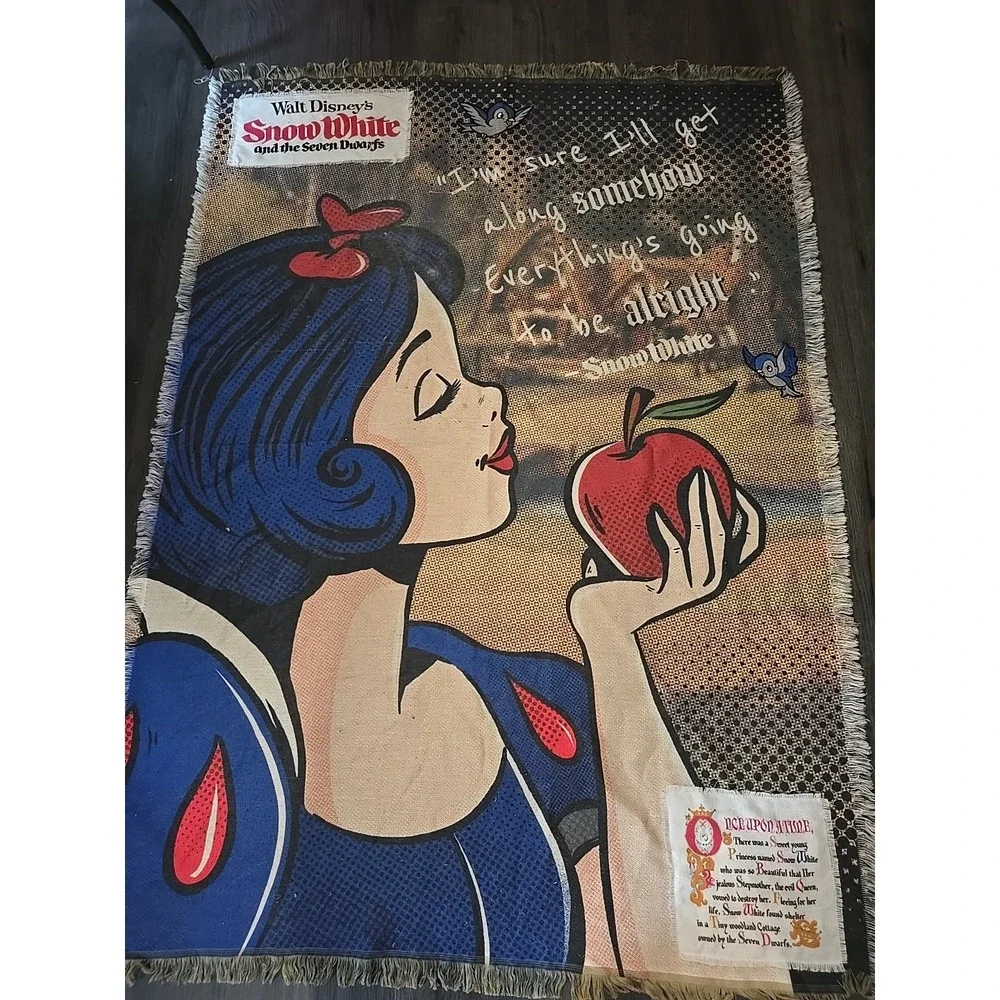 Disney Snow‎ White Princess Celebration Tapestry Throw Blanket 70H x 52W
