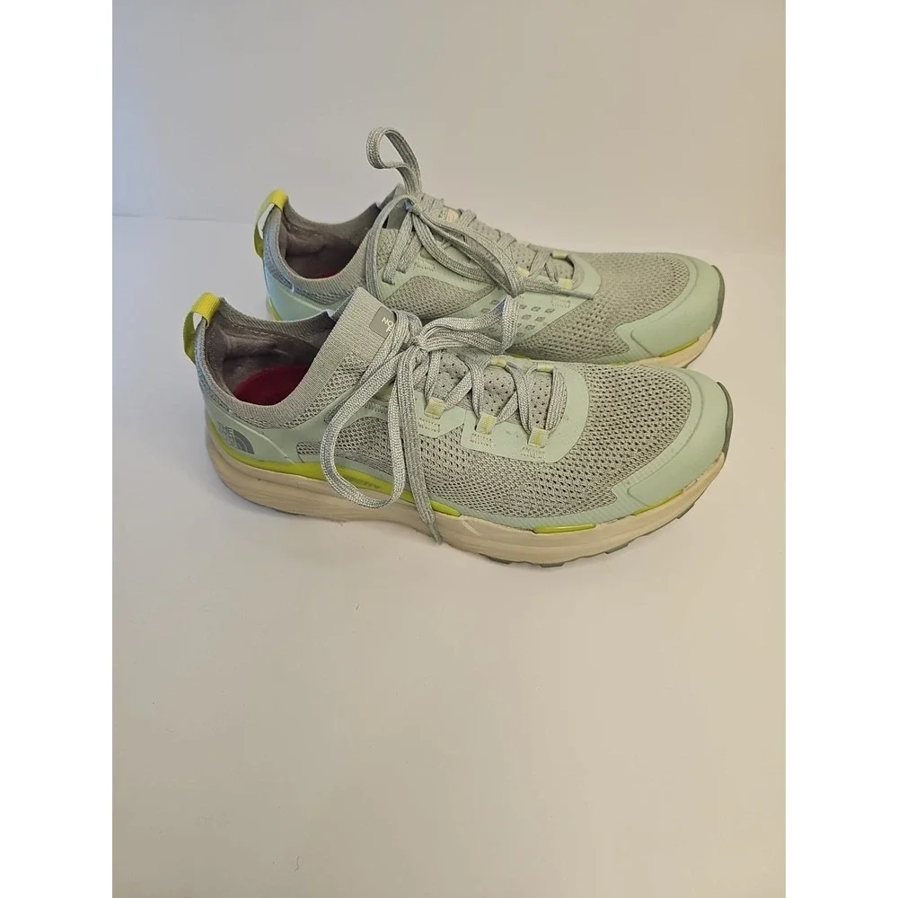 The North‎ Face Women's VECTIV Escape Hiking Shoes - Green Mist/Wrought Iron 8.5