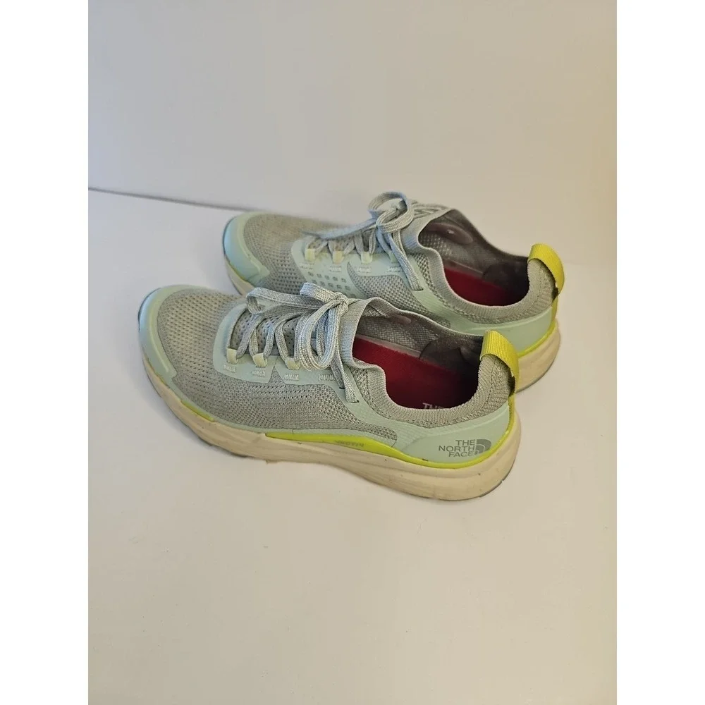 The North‎ Face Women's VECTIV Escape Hiking Shoes - Green Mist/Wrought Iron 8.5